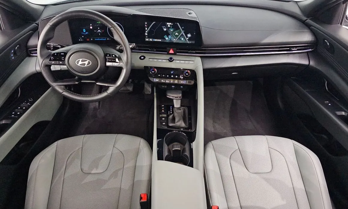 Hyundai AVANTE — фото 9