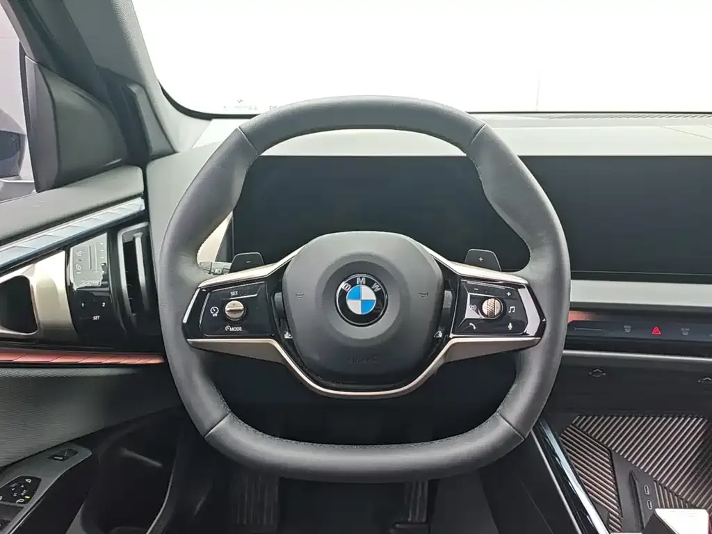 BMW X3 — фото 2