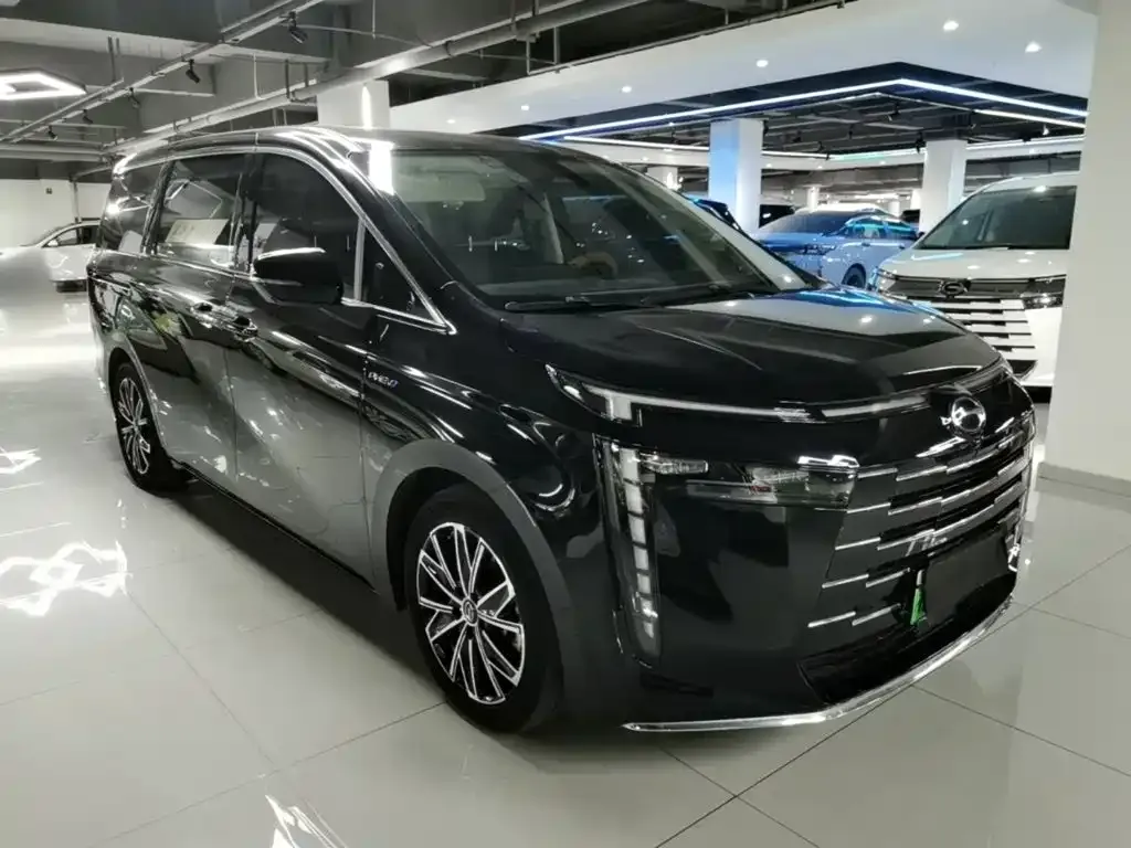 GAC Motor 传祺E8 PHEV — фото 7