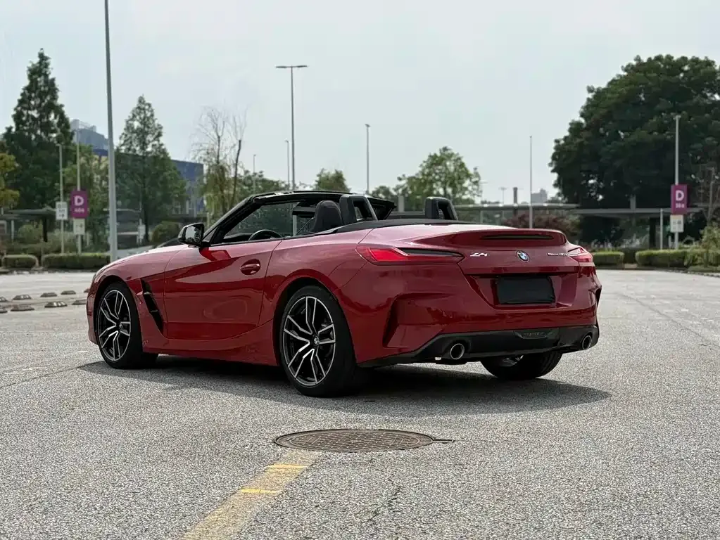 BMW Z4 — фото 9