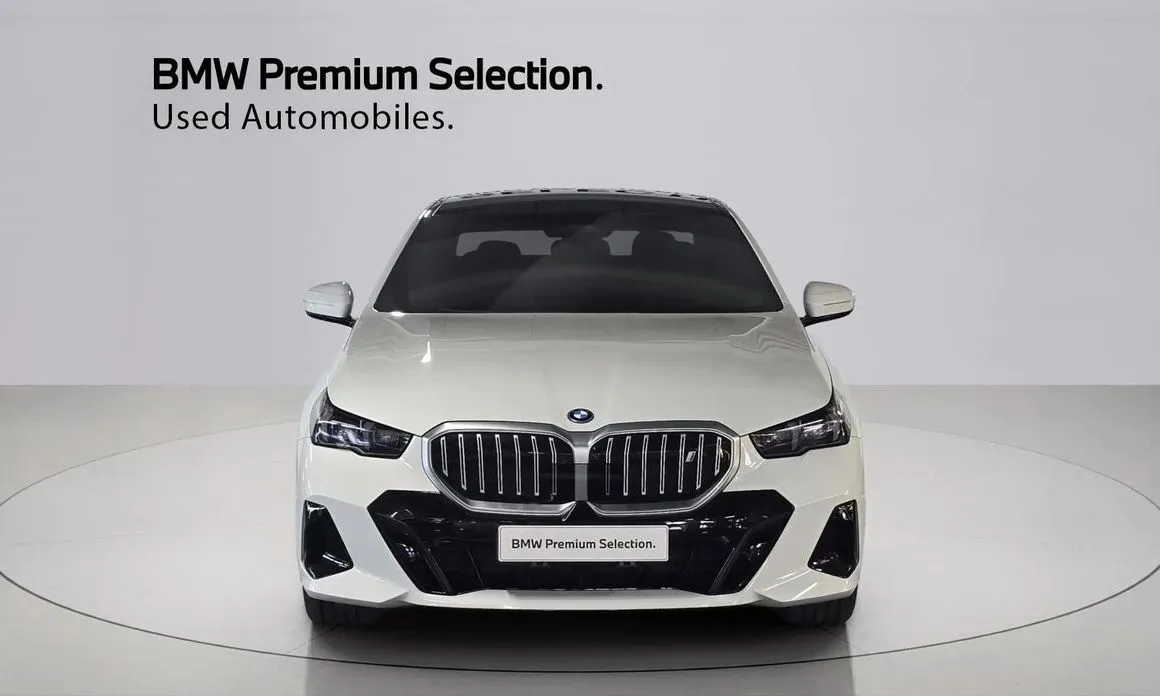 BMW i5 — фото 2