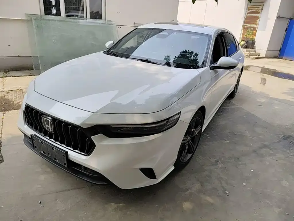 Honda Inspire — фото 1