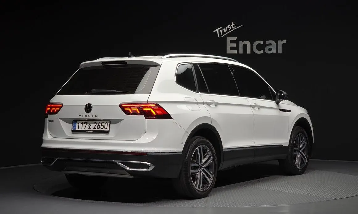 Volkswagen Tiguan — фото 4
