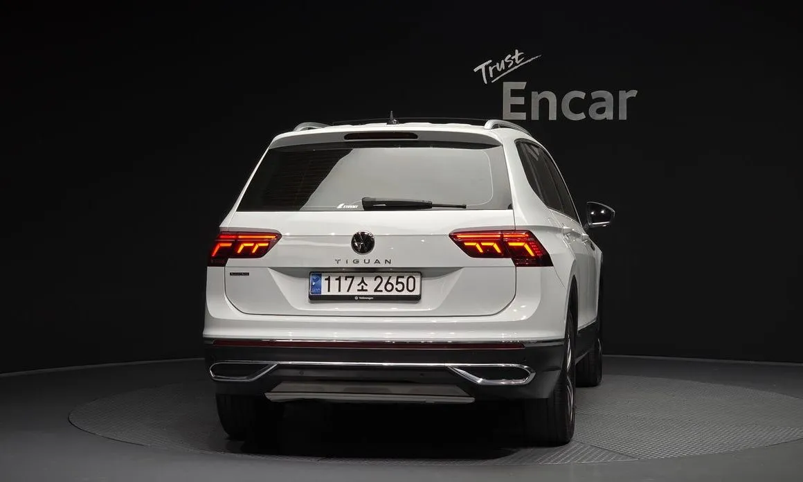 Volkswagen Tiguan — фото 5