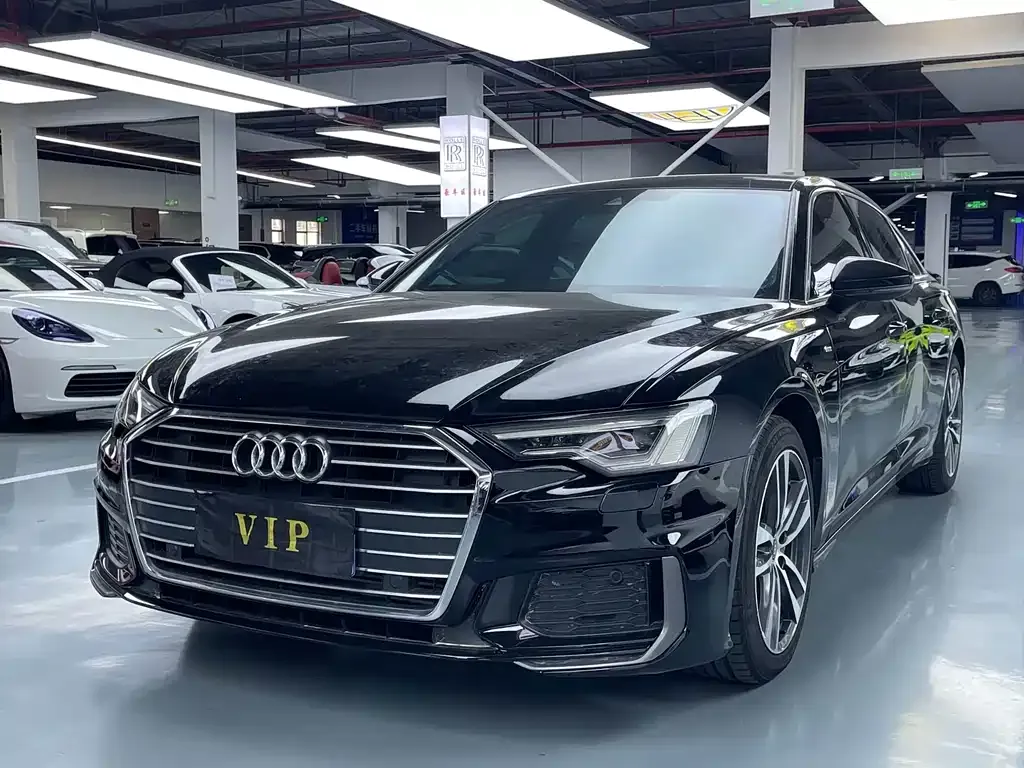Audi A6L — фото 1