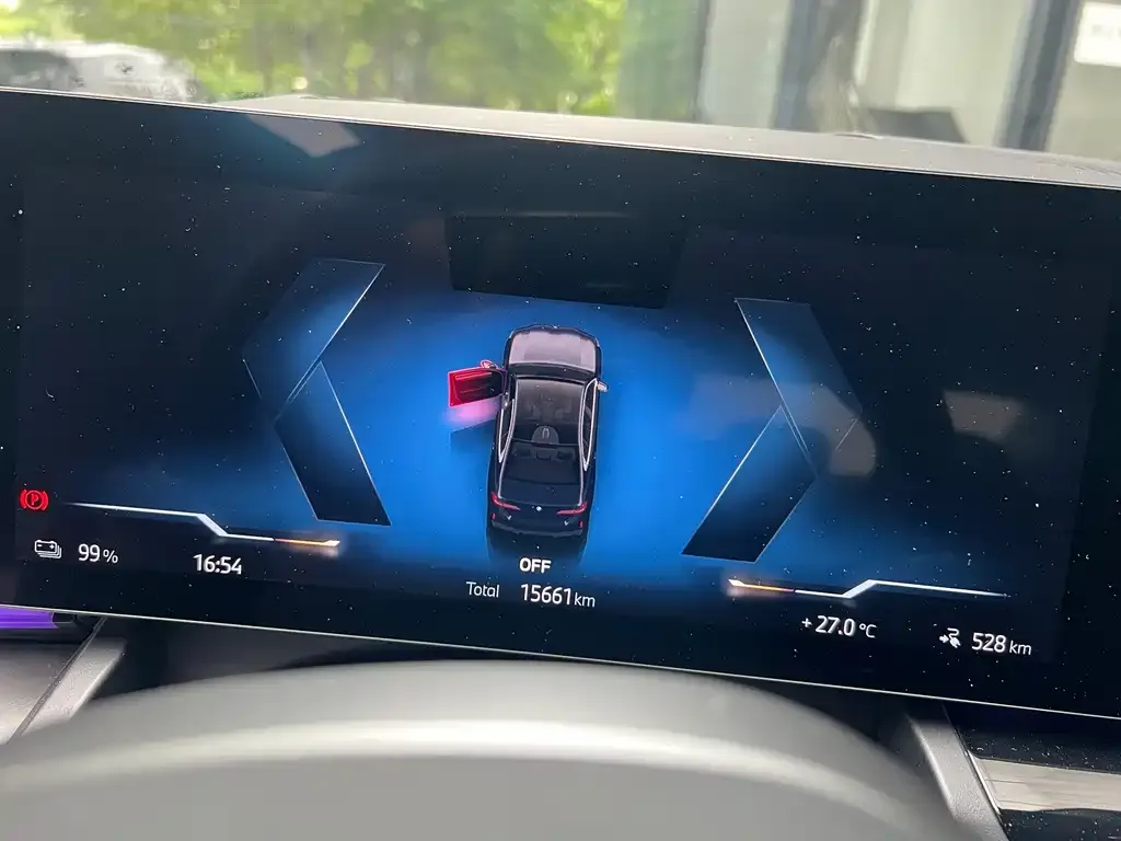 BMW i5 — фото 2