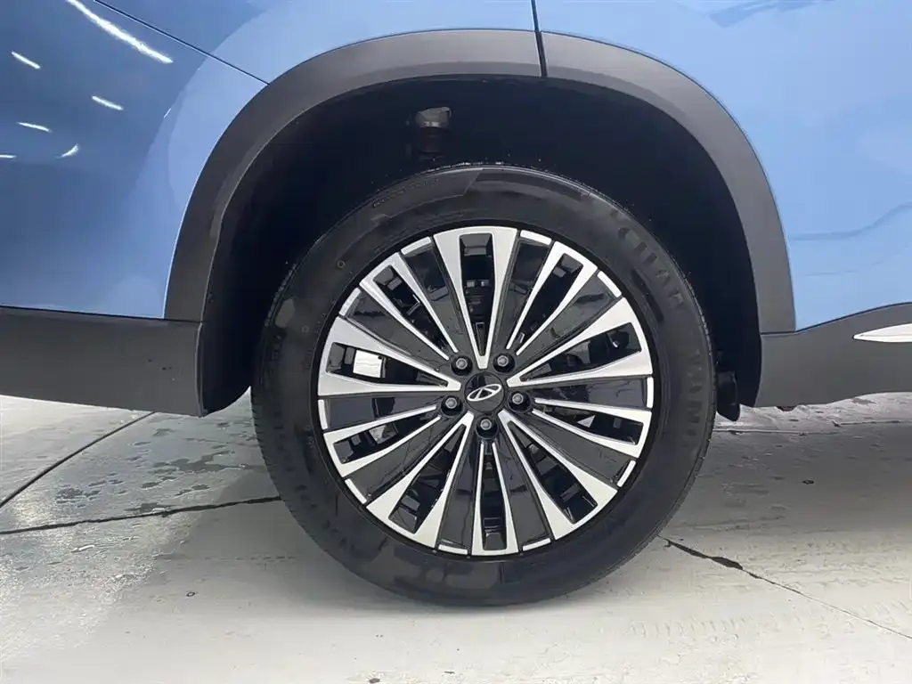 Chery Tiggo 8 PLUS — фото 10