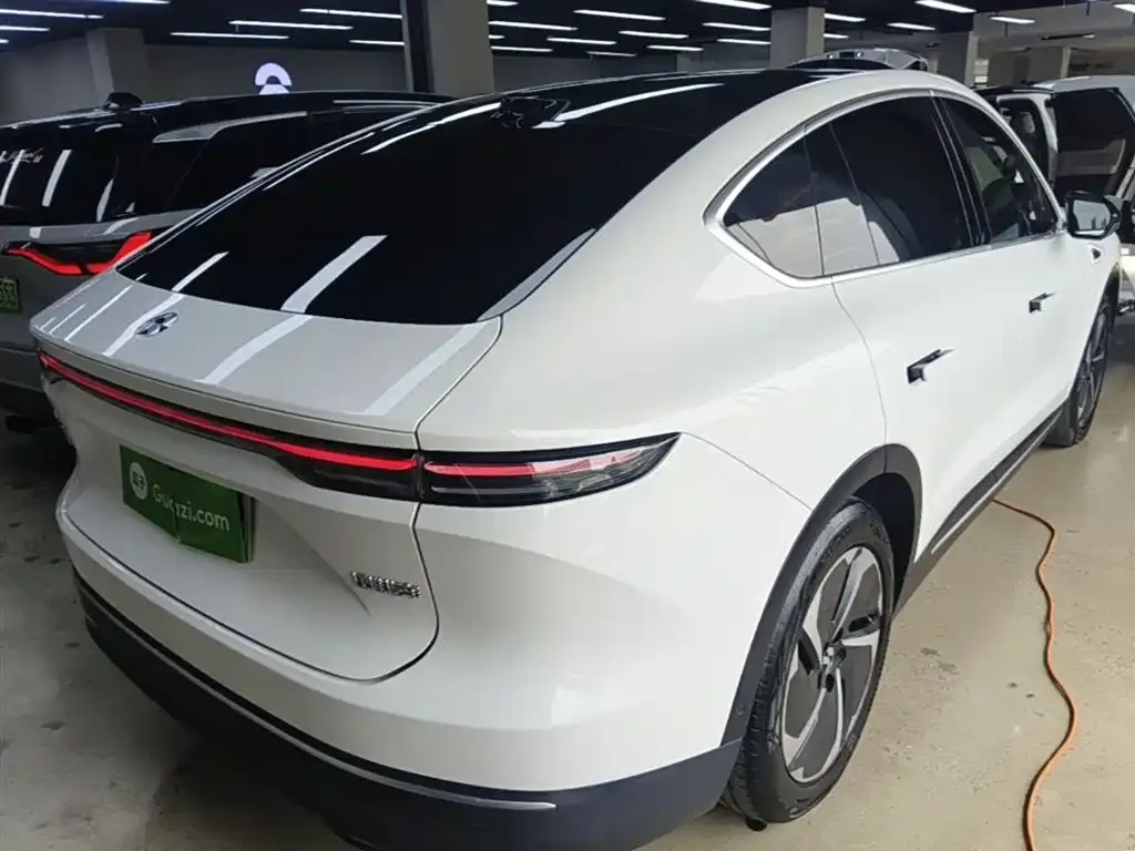NIO EC7 — фото 10