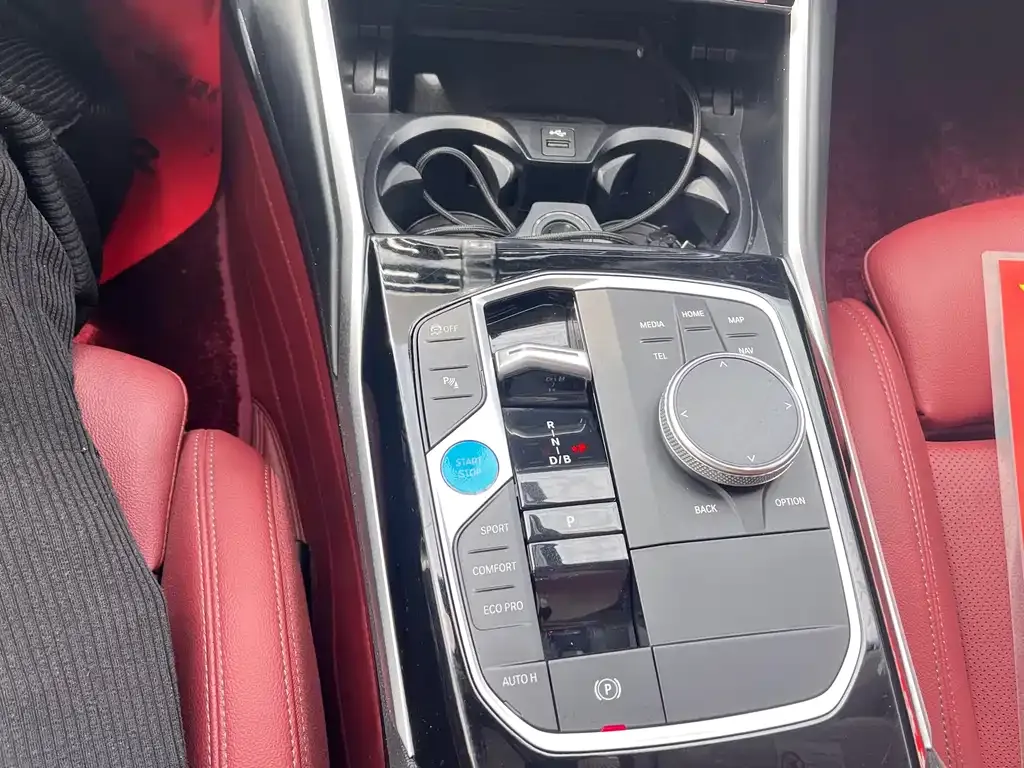 BMW i3 — фото 9