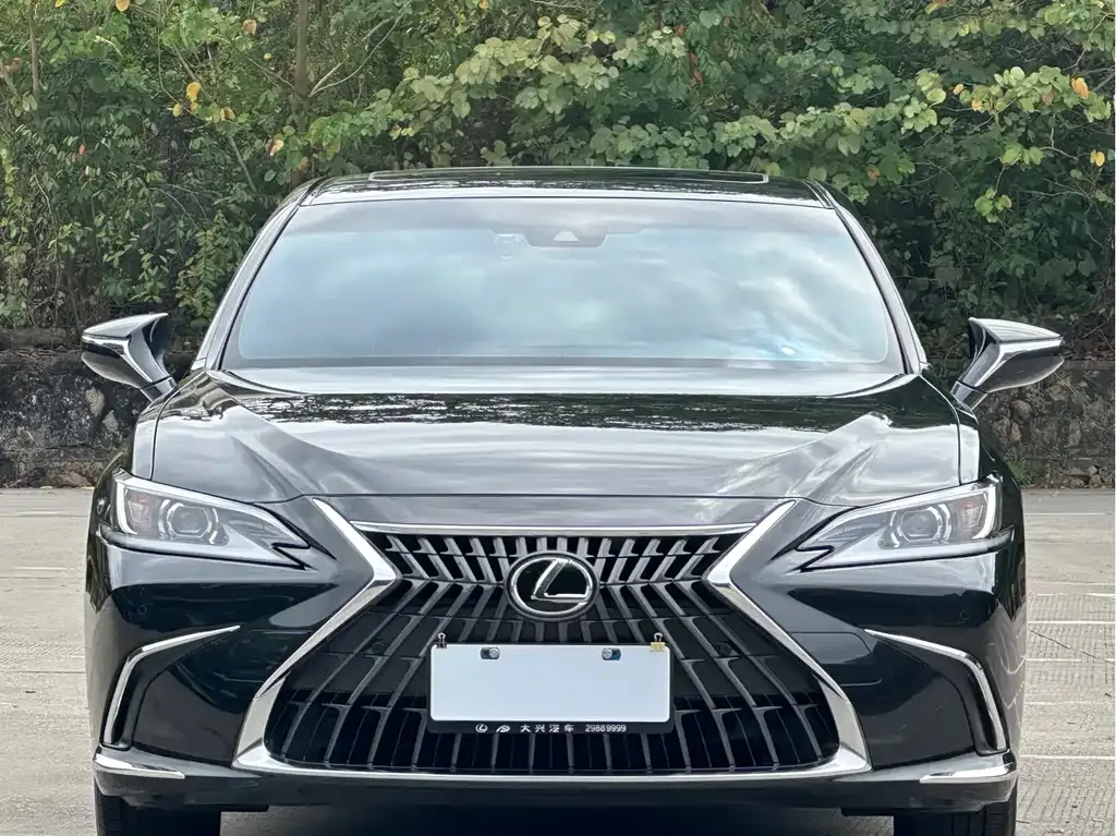 Lexus ES — фото 6