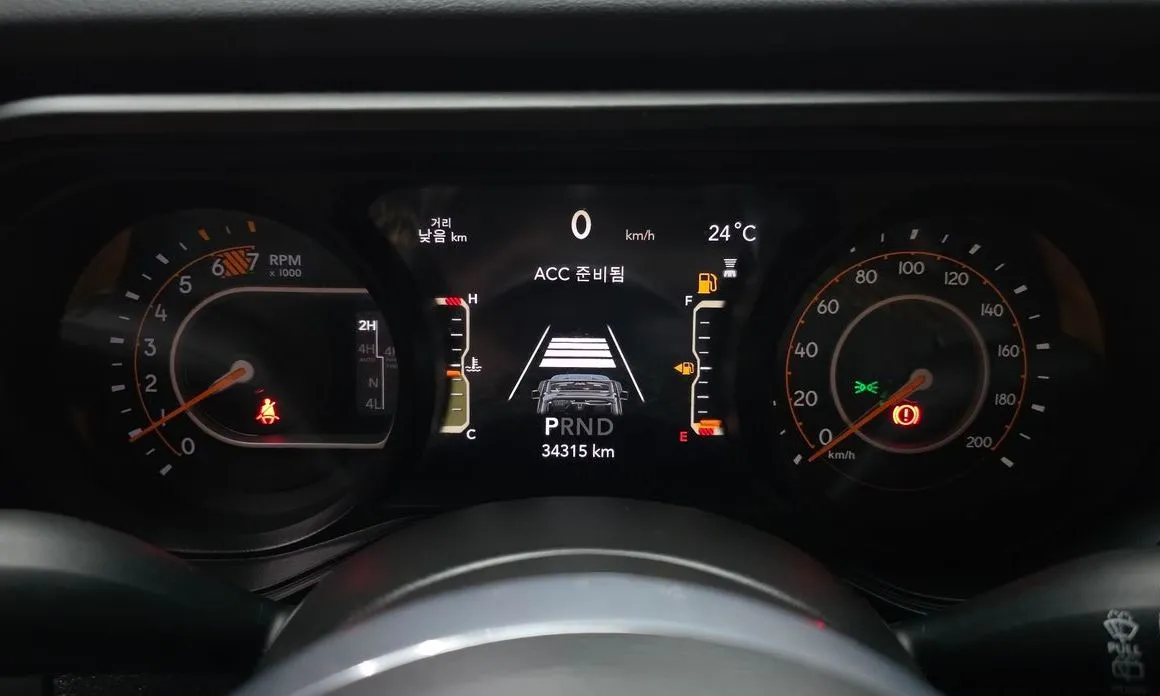 Jeep Wrangler — фото 2