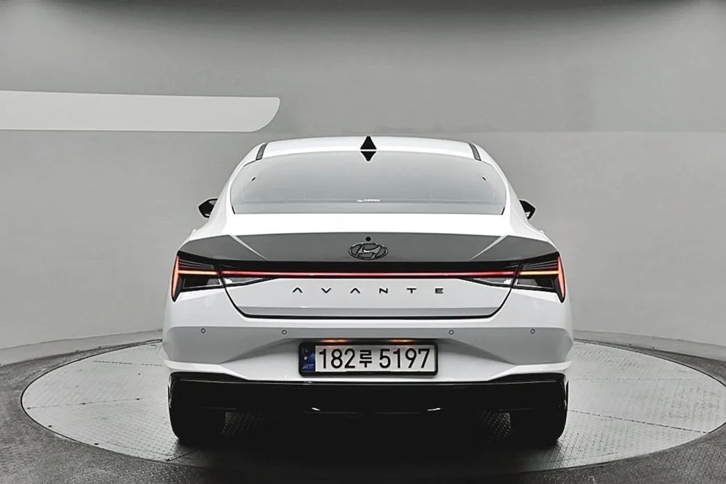 Hyundai AVANTE — фото 5