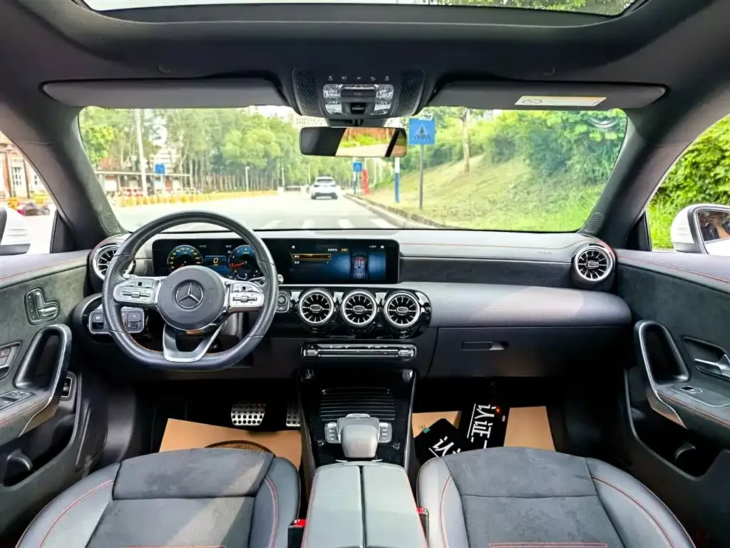 Mercedes-Benz CLA (Import) — фото 2