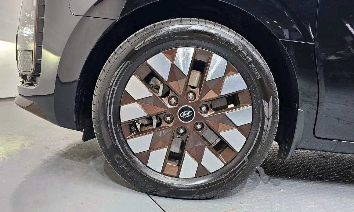 Hyundai Staria — фото 2