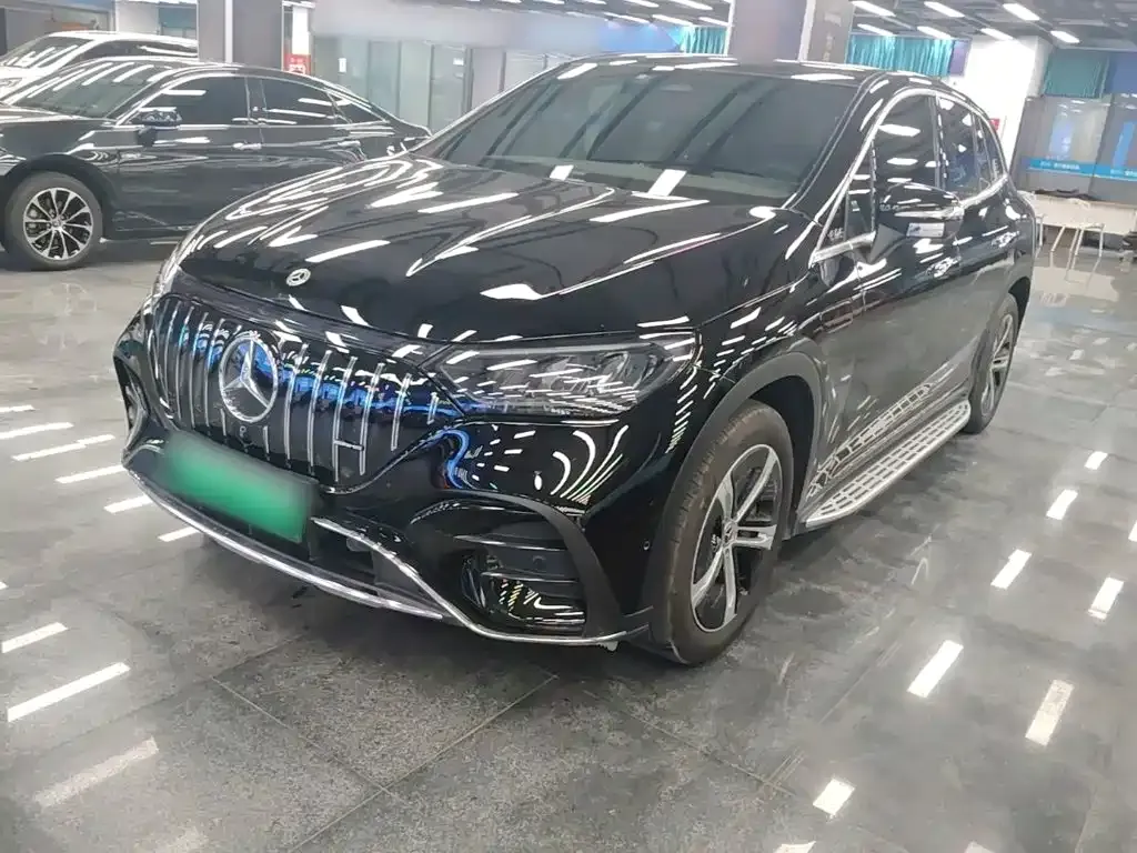 Mercedes-Benz EQE SUV — фото 10