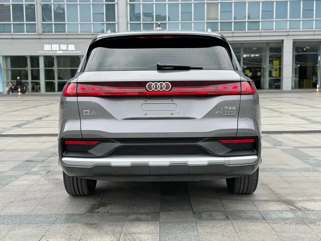 Audi Q6 — фото 9