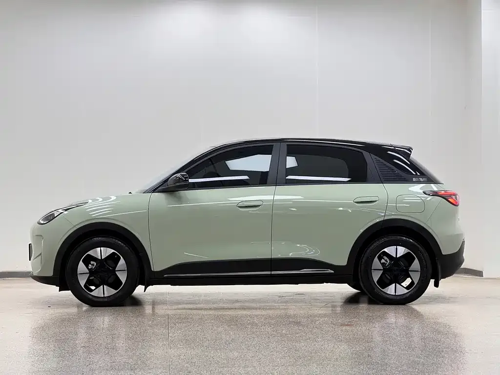 Geely Starburst — фото 3