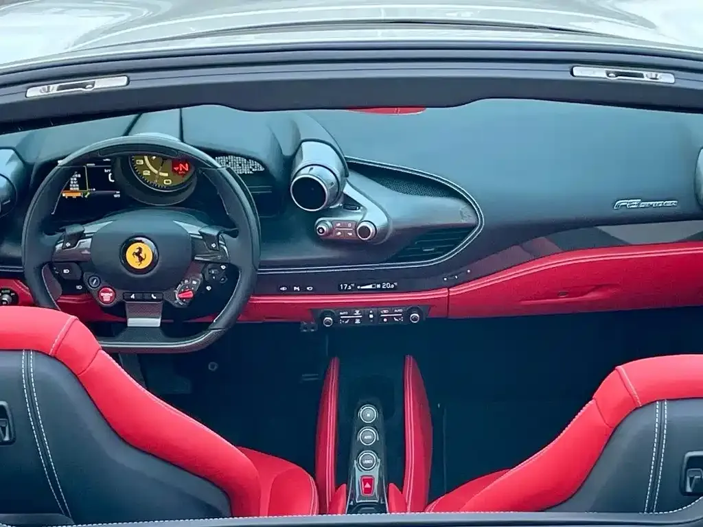 Ferrari F8 — фото 4