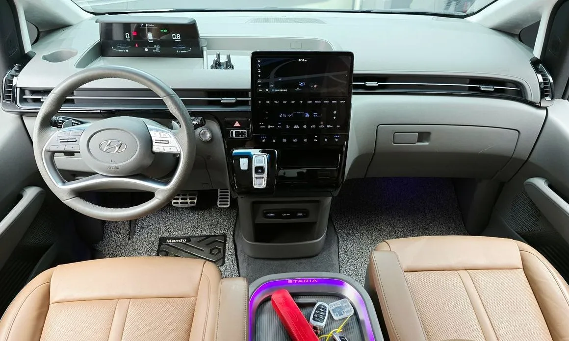 Hyundai Staria — фото 4