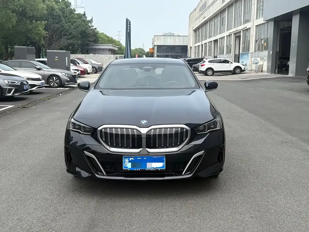 BMW 5 Series (Import) — фото 7