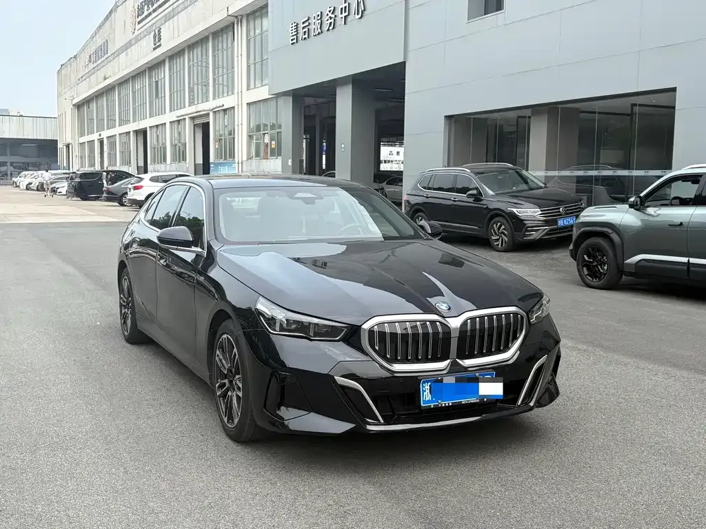 BMW 5 Series (Import) — фото 9