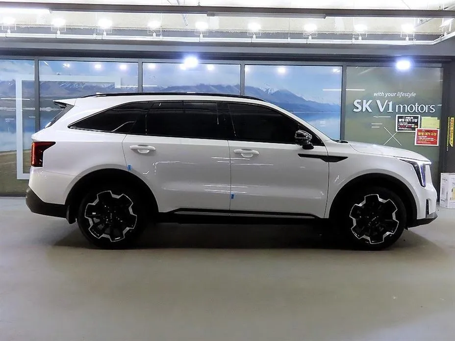 Kia Sorento — фото 9