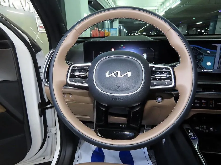 Kia Sorento — фото 5