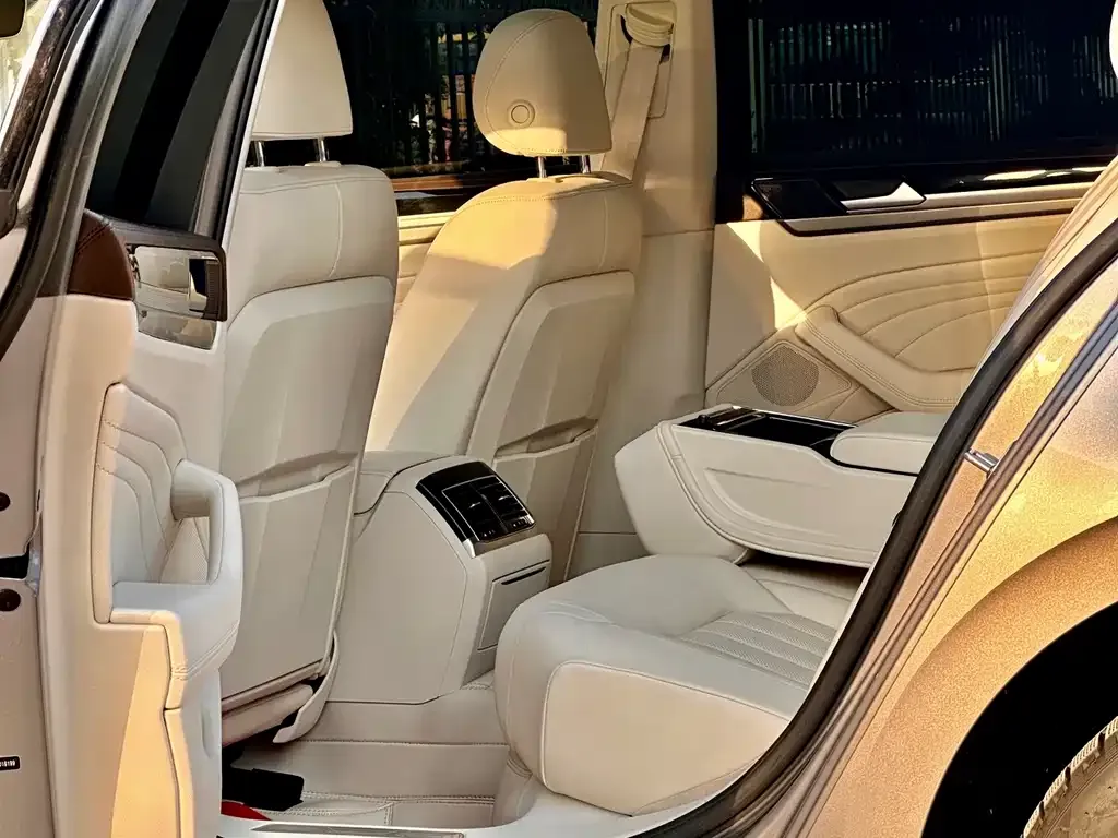 Volkswagen Phideon — фото 2