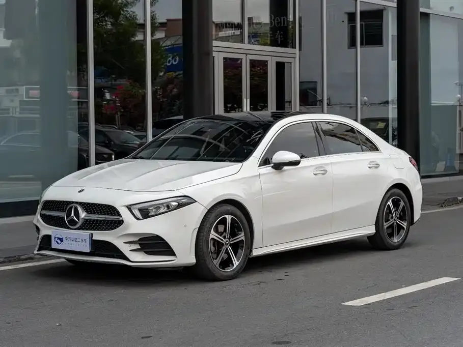 Mercedes-Benz A-Class — фото 1