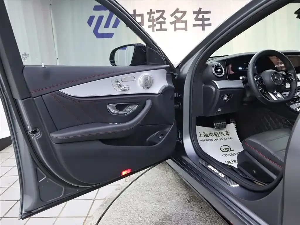 Mercedes-Benz E-Class AMG — фото 4