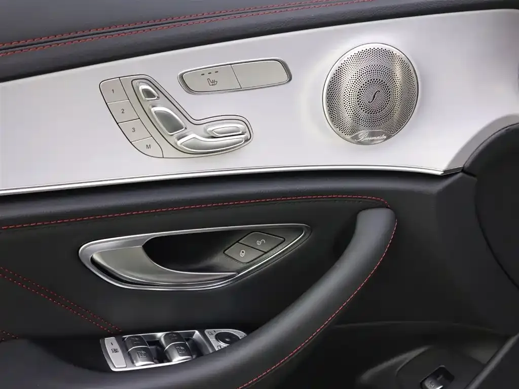 Mercedes-Benz E-Class AMG — фото 9