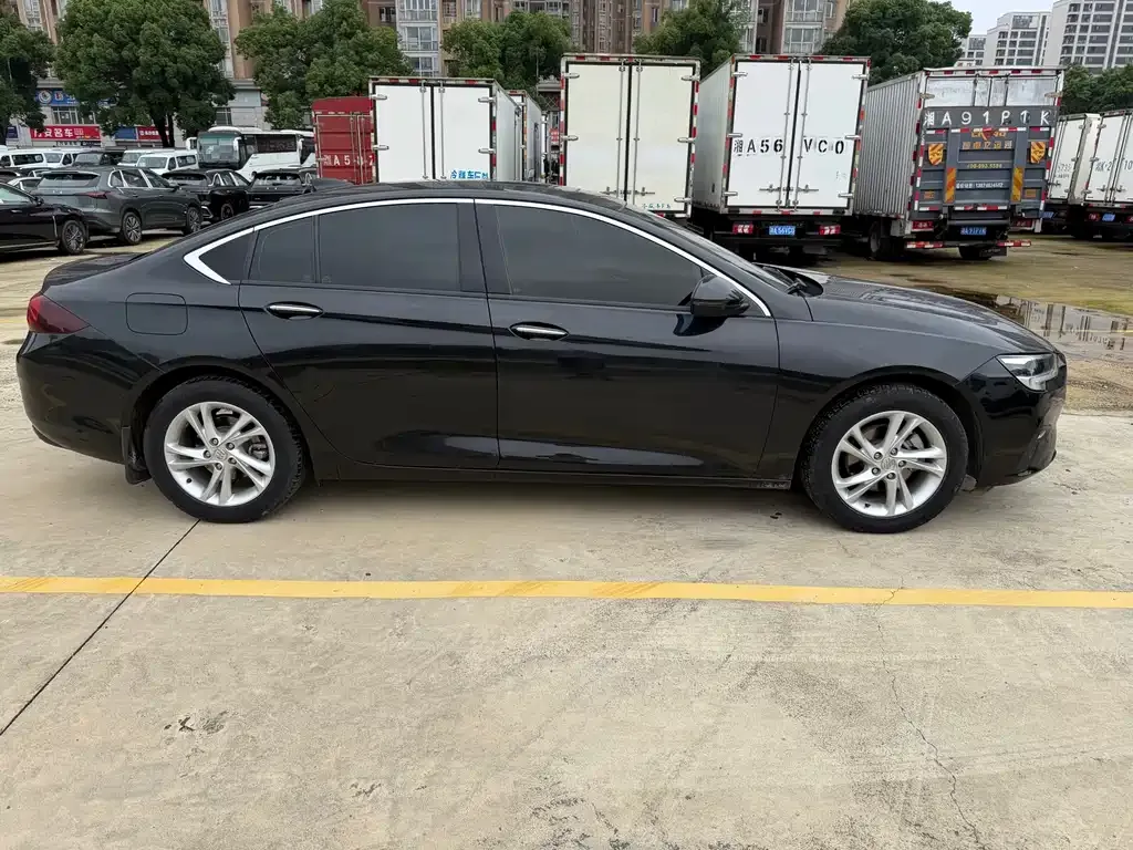 Buick Regal — фото 8
