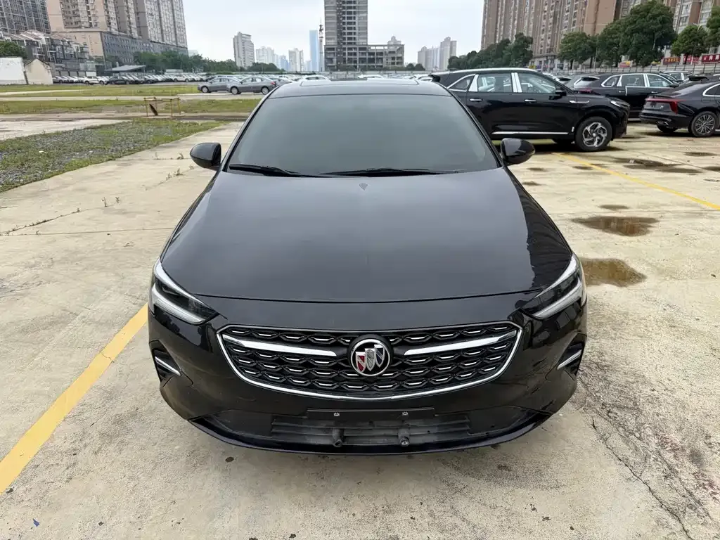 Buick Regal — фото 10