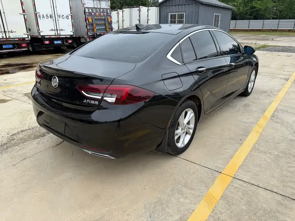 Buick Regal — фото 4