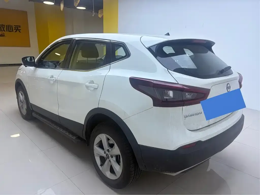 Nissan Qashqai — фото 5
