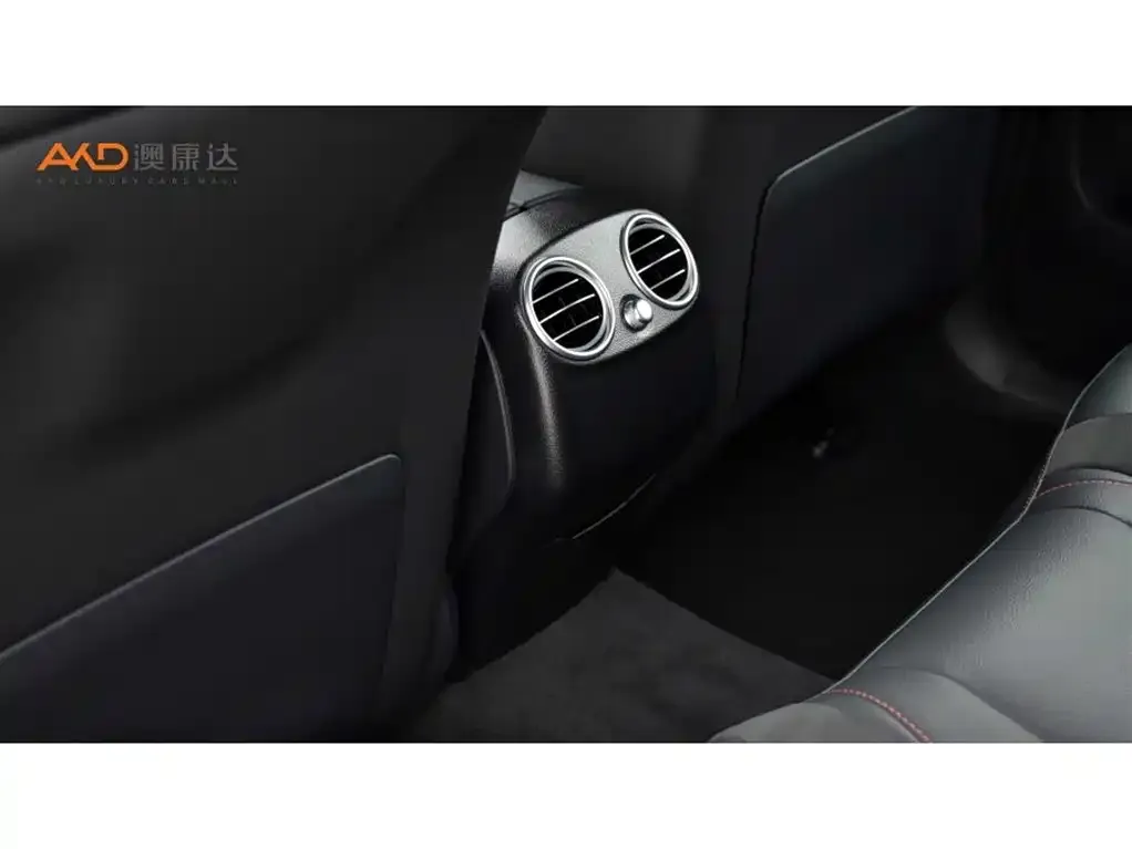 Mercedes-Benz GLC AMG — фото 9