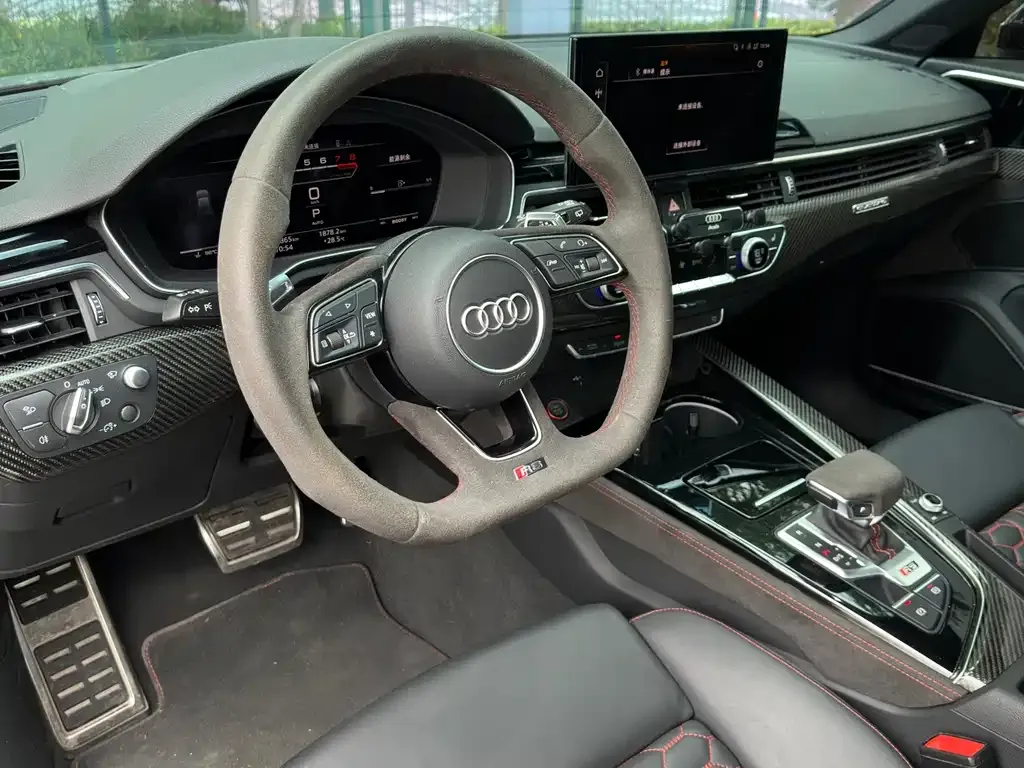 Audi RS 4 — фото 2