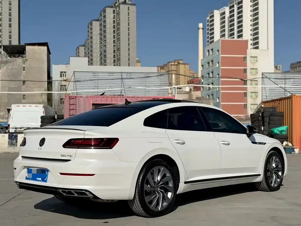 Volkswagen CC — фото 4