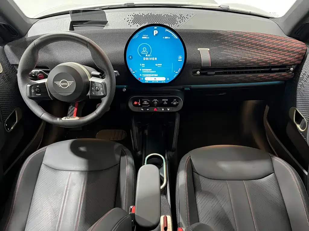 MINI JCW Electric — фото 7
