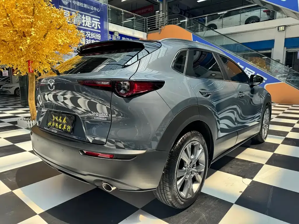 Mazda CX-30 — фото 10