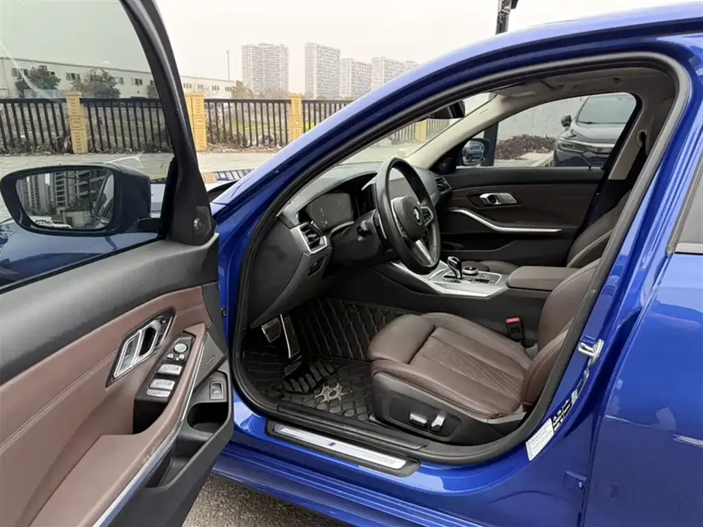 BMW 3 Series — фото 8