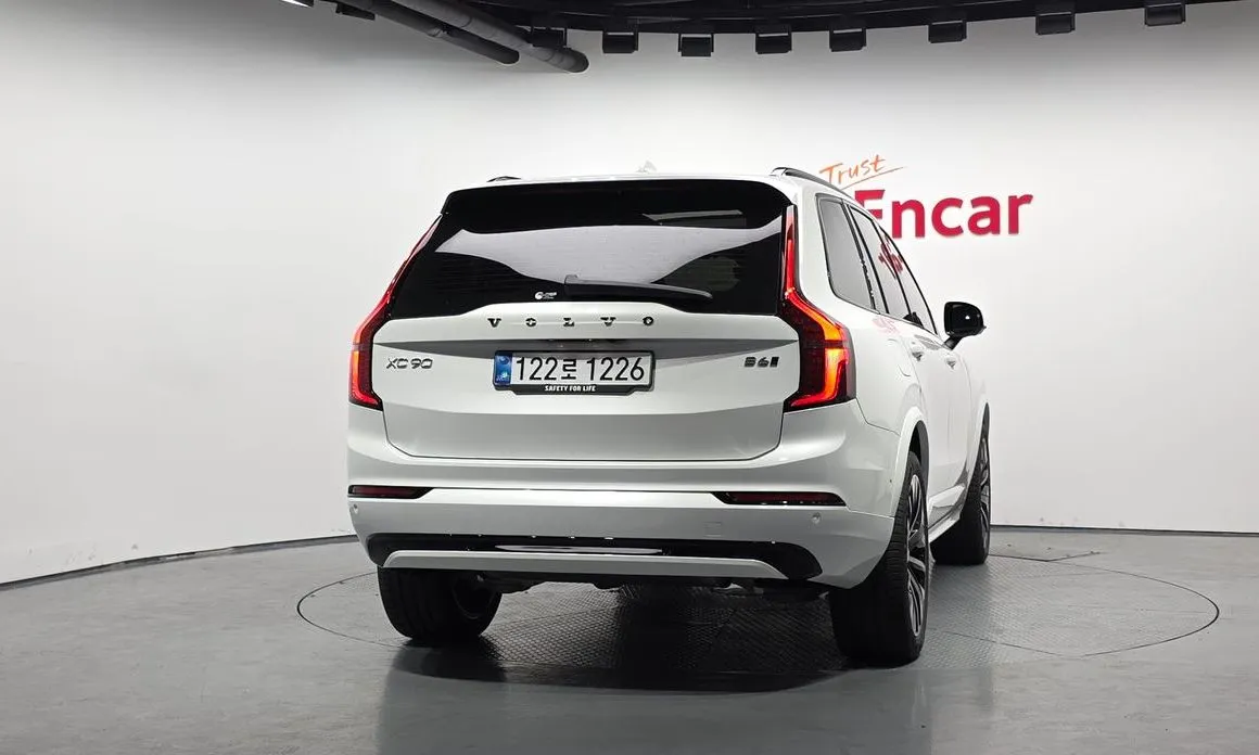 Volvo XC90 — фото 3