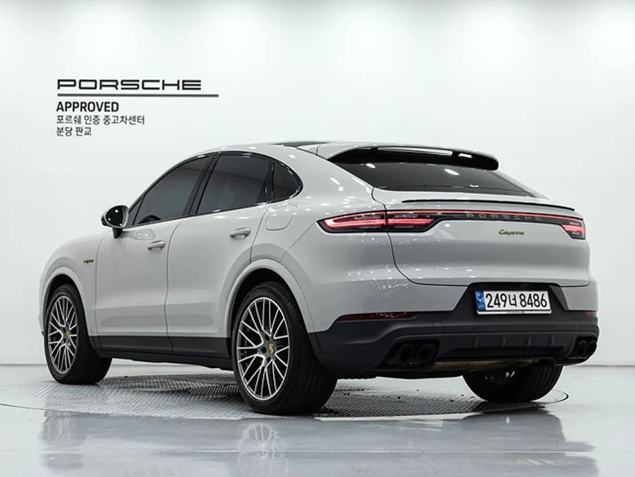 Porsche Cayenne — фото 6