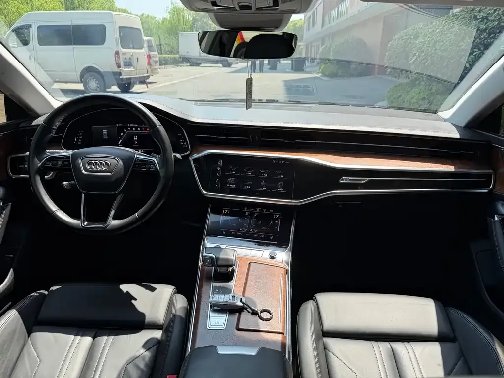 Audi A7 — фото 4