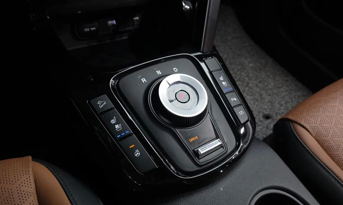 Kia Seltos — фото 9