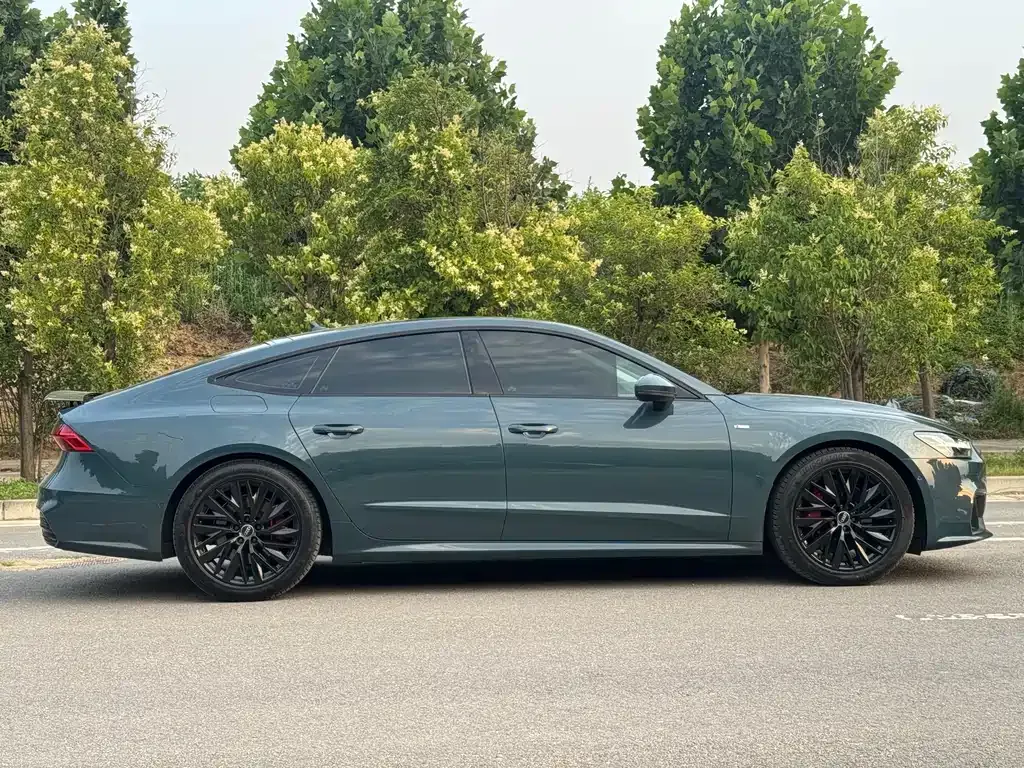 Audi A7 — фото 7