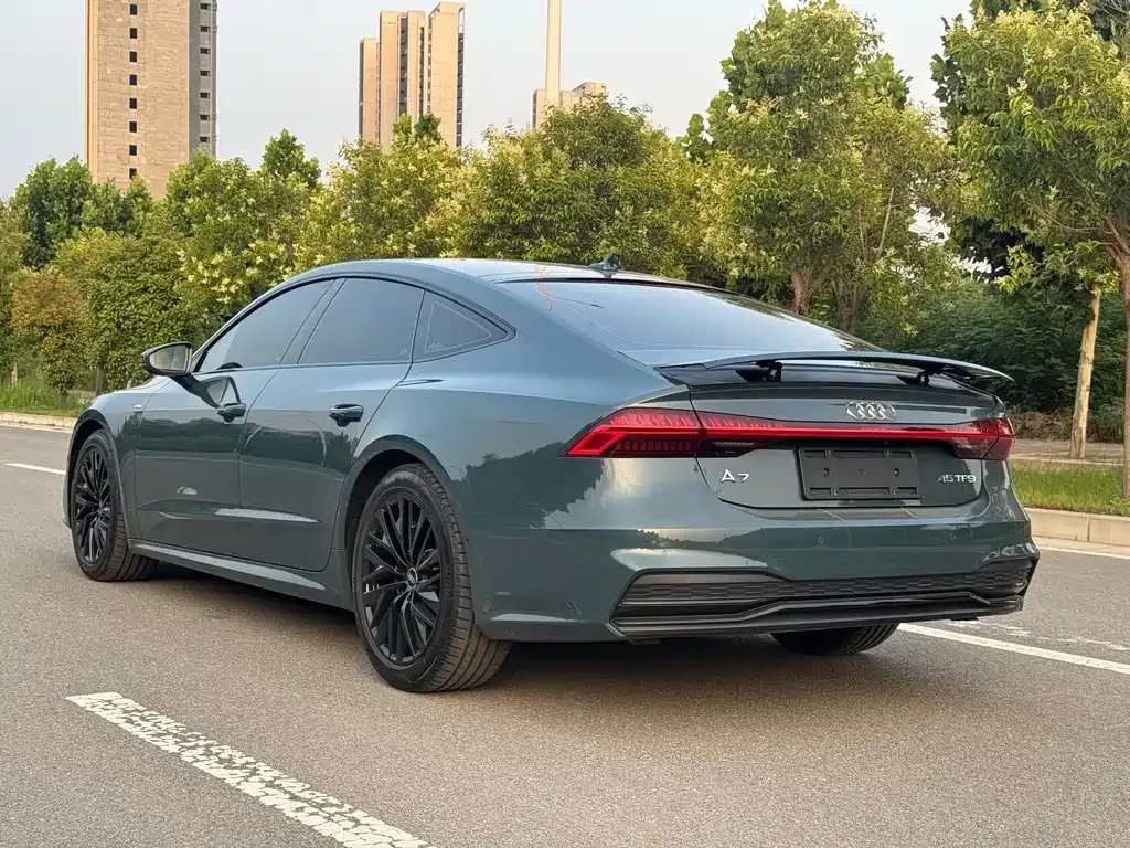 Audi A7 — фото 8