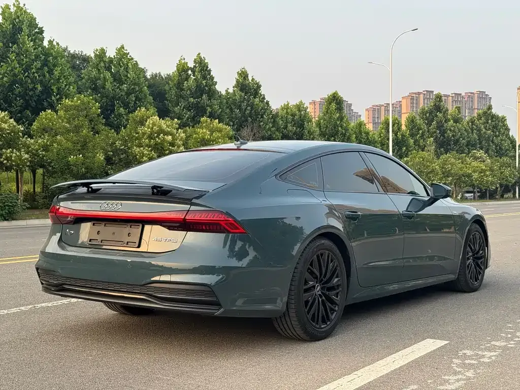 Audi A7 — фото 10