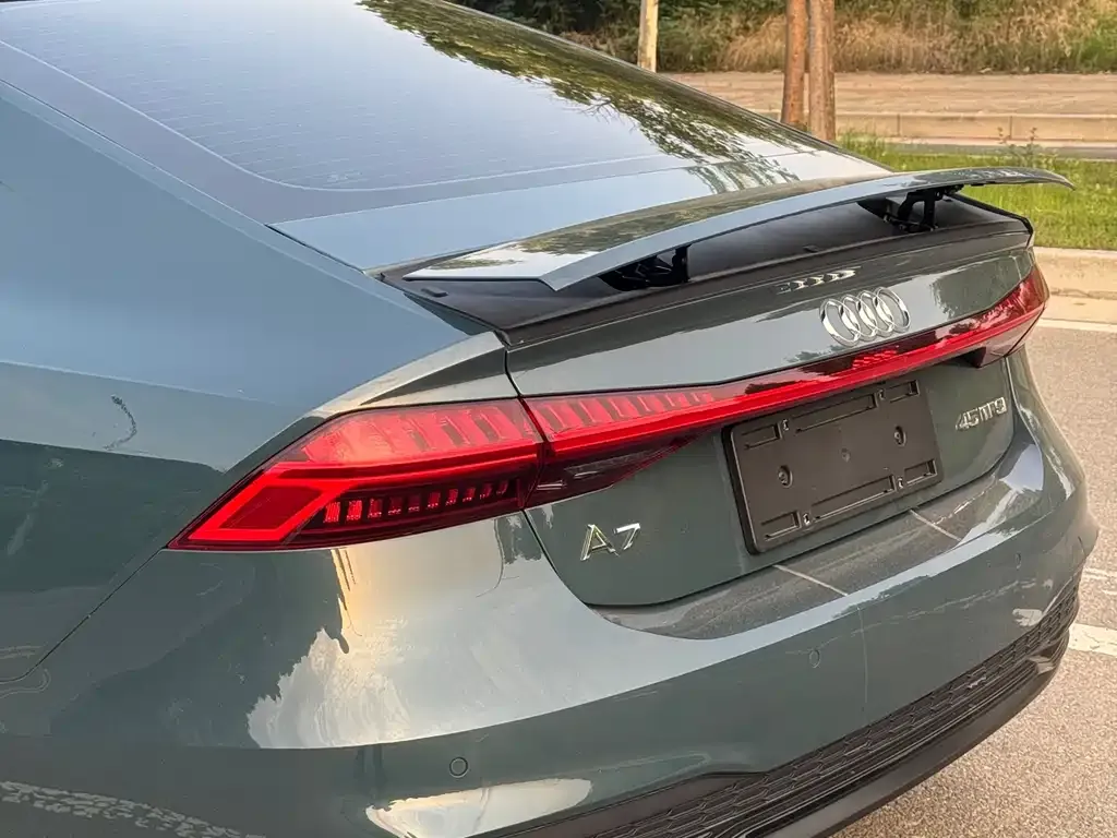 Audi A7 — фото 2