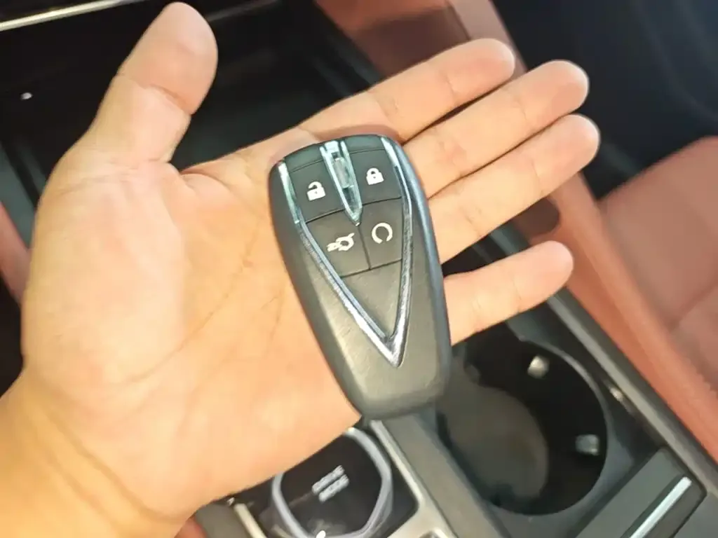 Changan CS75 PLUS — фото 2